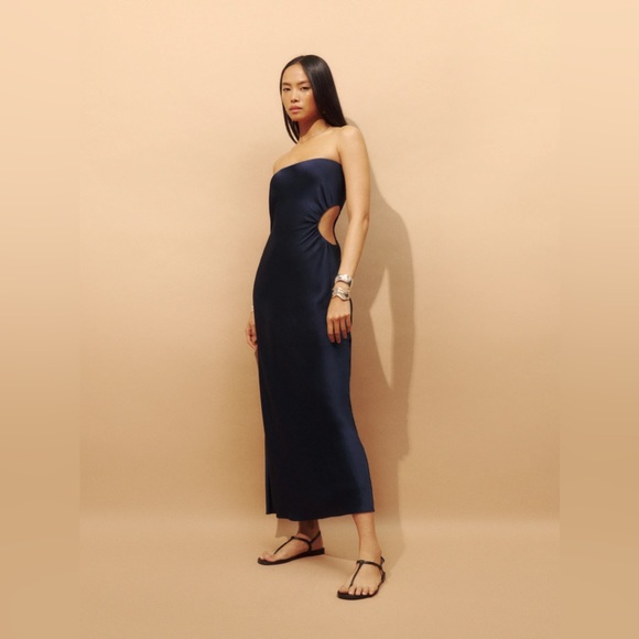 Reformation Nevaeh strapless satin navy blue dress - Picture 4 of 16